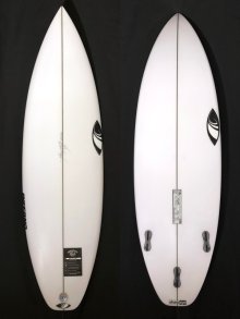 あなたへのオススメ商品1: CARVER SKATEBOARDS / 日本限定 TRITON Whale 30" Surfskate Complete CX4