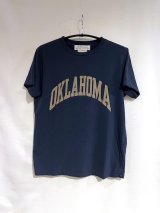 REMI RELIEF レミレリーフ / プリント S/S TEE LW加工 [OKLAHOMA]